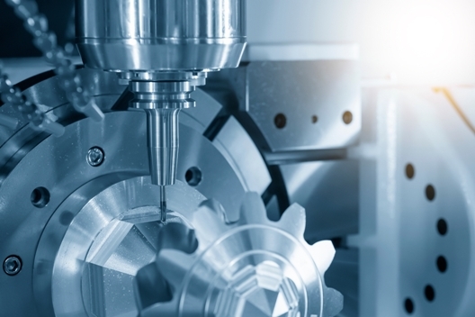 High precision five axis CNC machine cutting metal gears